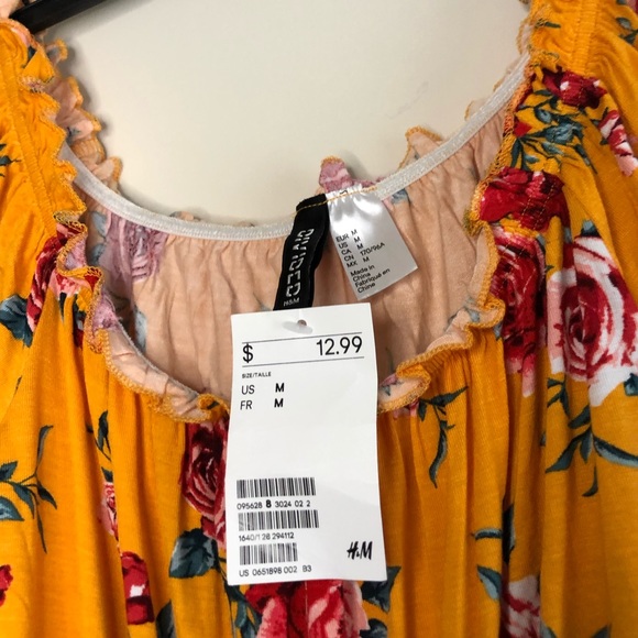 3/20 NEW H&M Bubble Sleeve Floral Top - Picture 3 of 5